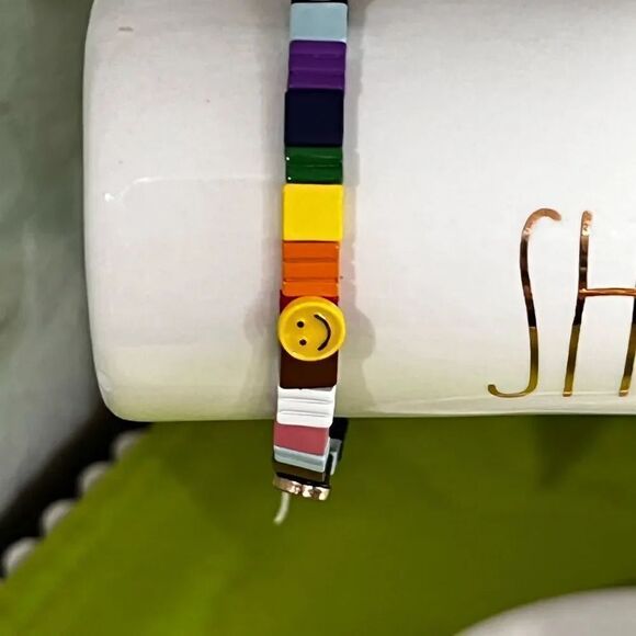 NWT Betsey Johnson Rainbow Stretch Bracelet #BJBR - Picture 3 of 6